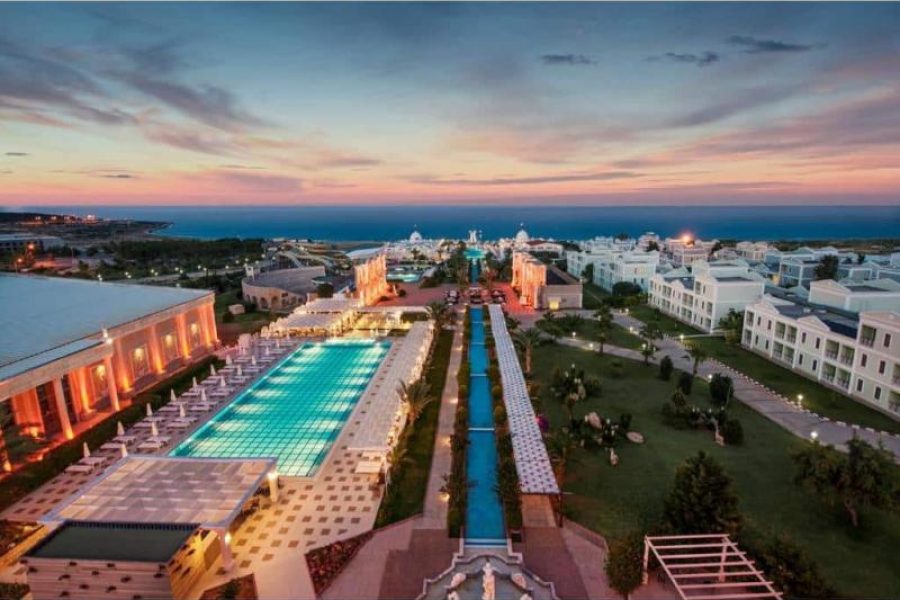Kaya Artemis Resort & Casino tesis görünümü